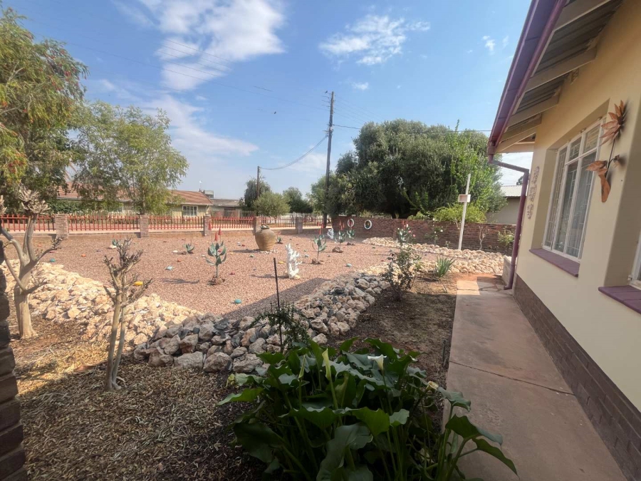 3 Bedroom Property for Sale in Groblershoop Northern Cape